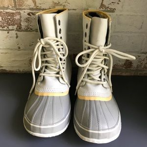 RARE VINTAGE Sorel Premium Leather Winter Boot